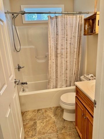 14 Servant Way, Southbridge, MA 01550