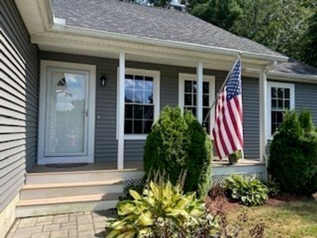 14 Servant Way, Southbridge, MA 01550