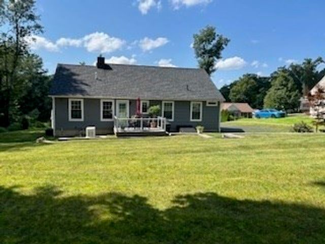 14 Servant Way, Southbridge, MA 01550