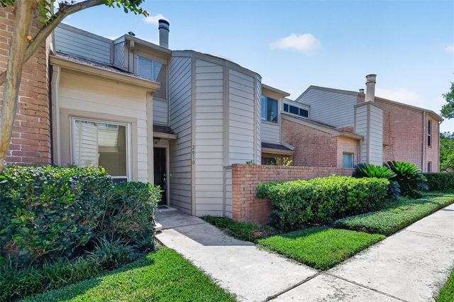 2010 Augusta Drive, Houston, TX 77057