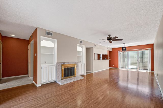 2010 Augusta Drive, Houston, TX 77057