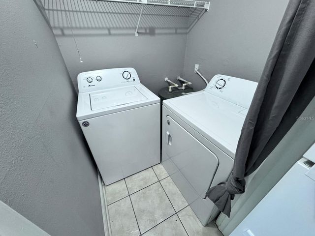 1916 LAKE ATRIUMS CIRCLE 33, Orlando, FL 32839