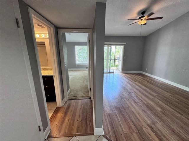 1916 LAKE ATRIUMS CIRCLE 33, Orlando, FL 32839