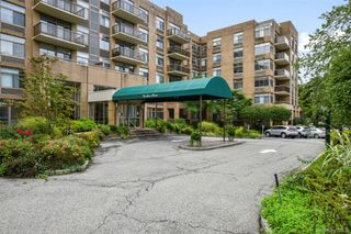 35 N Chatsworth Avenue 1G, Larchmont, NY 10538