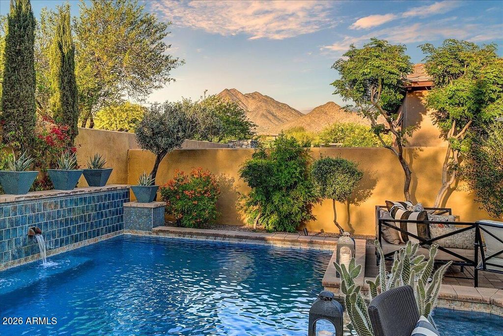 9422 E VIA DE VAQUERO Drive, Scottsdale, AZ 85255 — exterior