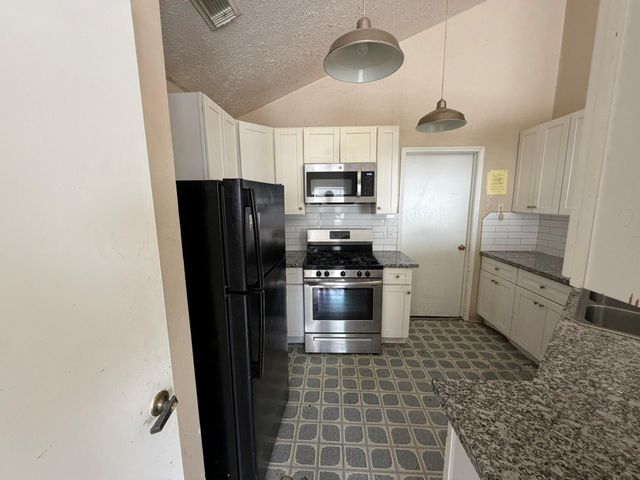 1808 Pinewood Park Drive, Missouri City, TX 77489