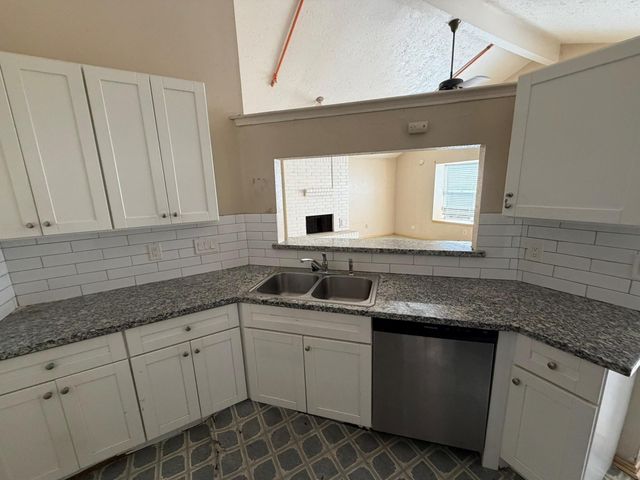 1808 Pinewood Park Drive, Missouri City, TX 77489