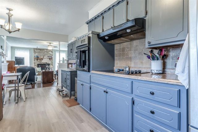 1515 Oakhurst Avenue, Norman, OK 73071