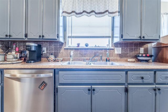 1515 Oakhurst Avenue, Norman, OK 73071