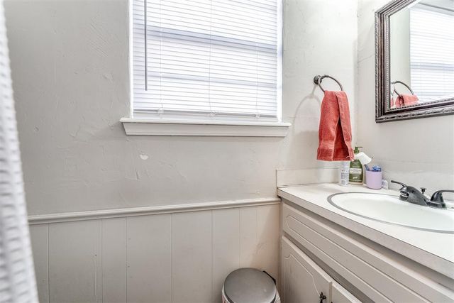 1515 Oakhurst Avenue, Norman, OK 73071