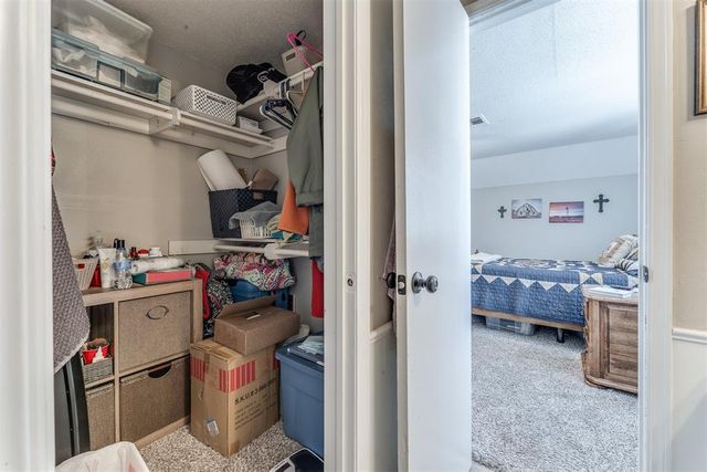 1515 Oakhurst Avenue, Norman, OK 73071