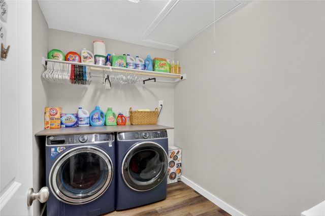 2206 Lapsley Street, Dallas, TX 75212