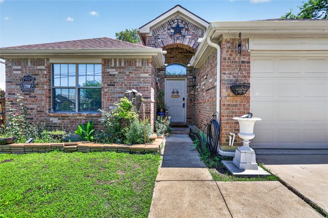 2206 Lapsley Street, Dallas, TX 75212
