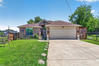 2206 Lapsley Street, Dallas, TX 75212