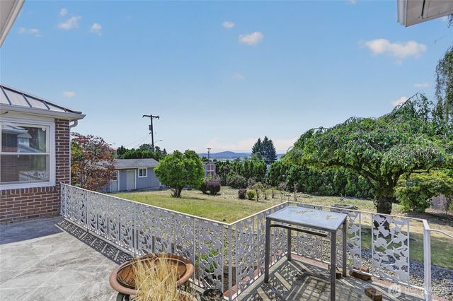6805 SE Middle Way, Vancouver, WA 98664