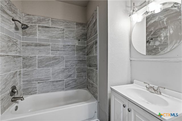 214 E Huff Avenue, San Antonio, TX 78214