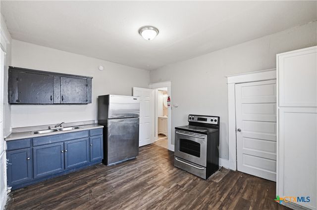 214 E Huff Avenue, San Antonio, TX 78214