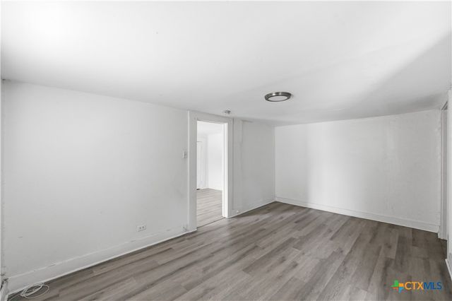 214 E Huff Avenue, San Antonio, TX 78214