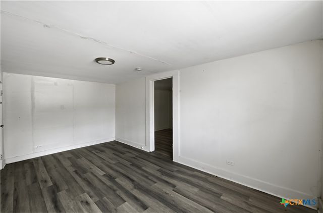 214 E Huff Avenue, San Antonio, TX 78214