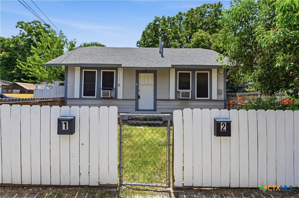 214 E Huff Avenue, San Antonio, TX 78214