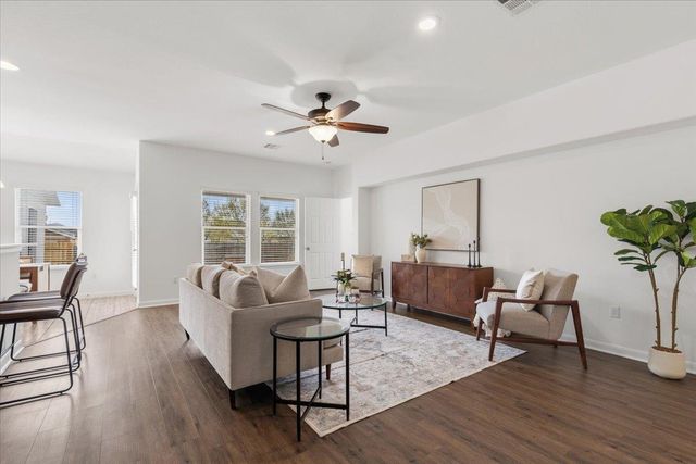 473 Goddard, Kyle, TX 78640