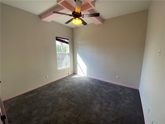 2079 Isabella Dr, Kingsville, TX 78363