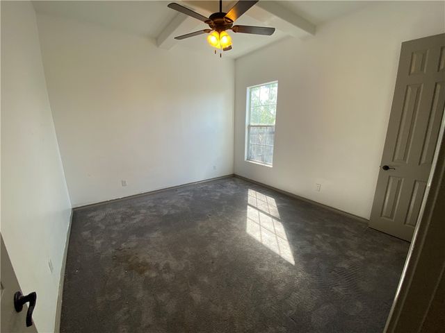 2079 Isabella Dr, Kingsville, TX 78363