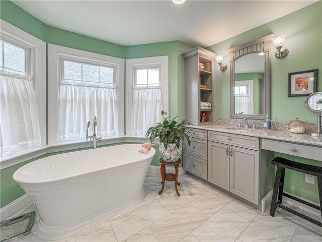 1209 Smith Cove CIR, Virginia Beach, VA 23455