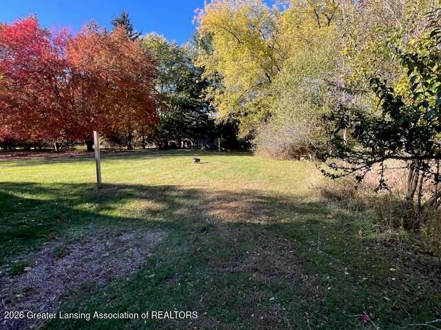 2710-2712 Geert Court, Lansing, MI 48910