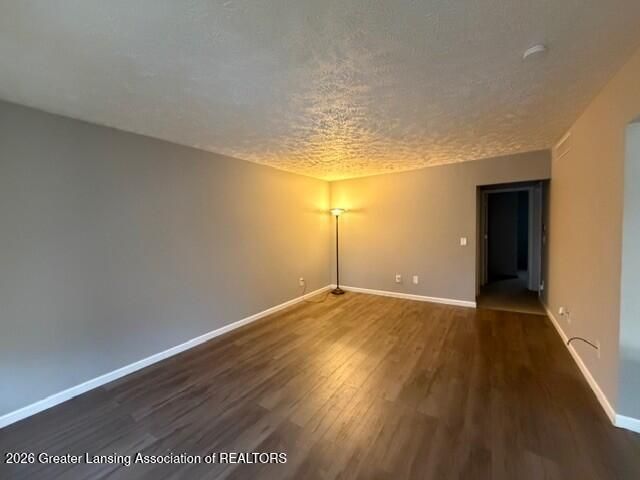 2710-2712 Geert Court, Lansing, MI 48910