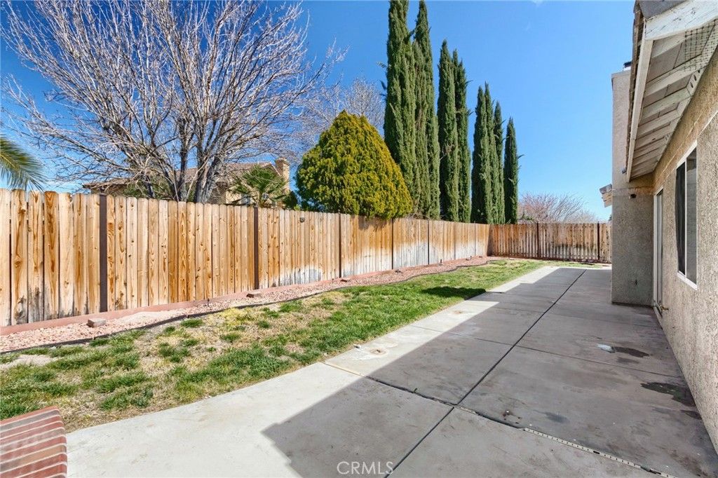 Image 28 of property listing at 6157 W Avenue J4, Lancaster, CA 93536