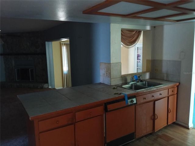 9408 BETHUNE DRIVE, Thonotosassa, FL 33592