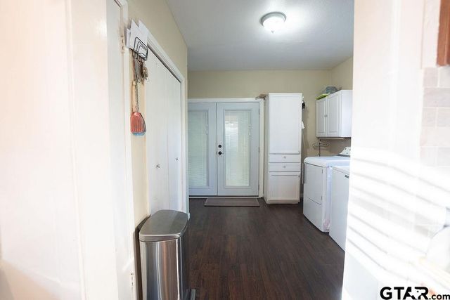 915 Lindsey Ln, Tyler, TX 75701