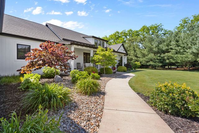 30356 Blackhawk Drive, Granger, IN 46530