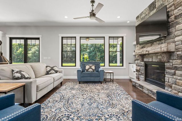 30356 Blackhawk Drive, Granger, IN 46530