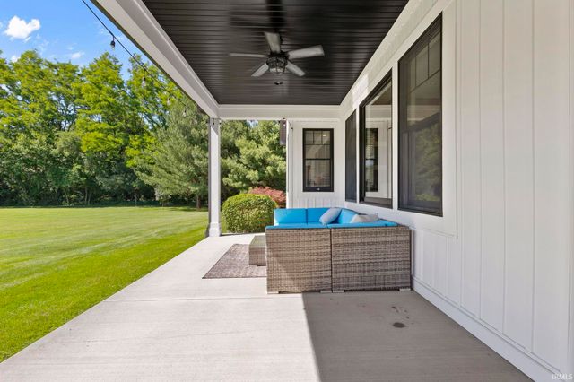 30356 Blackhawk Drive, Granger, IN 46530