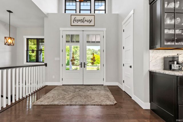 30356 Blackhawk Drive, Granger, IN 46530