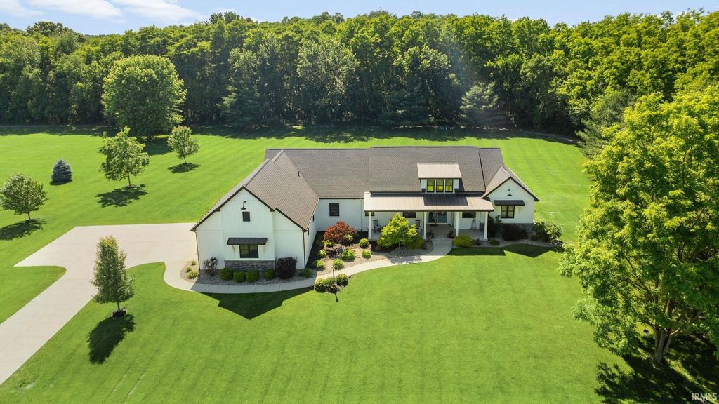 30356 Blackhawk Drive, Granger, IN 46530