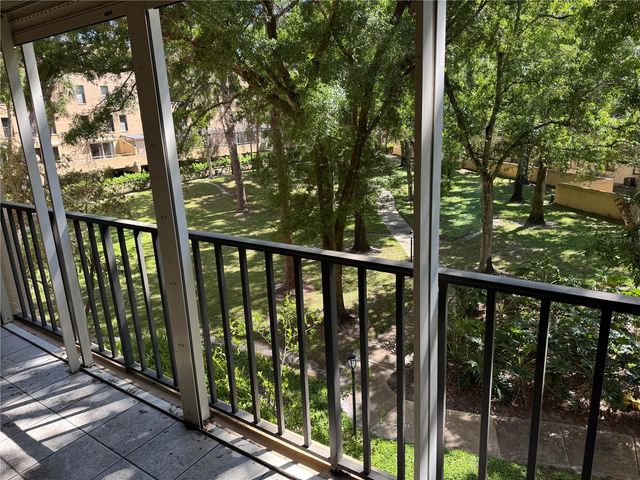 3076 EASTLAND BOULEVARD 203, Clearwater, FL 33761