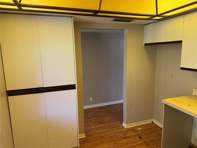 3076 EASTLAND BOULEVARD 203, Clearwater, FL 33761