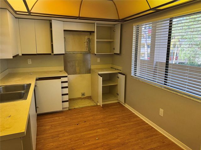 3076 EASTLAND BOULEVARD 203, Clearwater, FL 33761