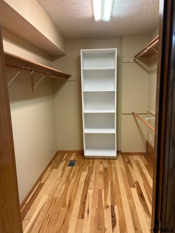 2830 Crown Pointe Road, Lincoln, NE 68506