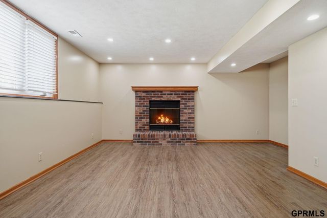 2830 Crown Pointe Road, Lincoln, NE 68506