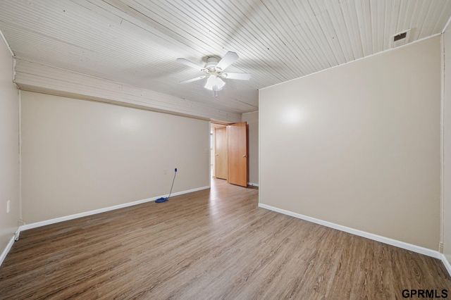2830 Crown Pointe Road, Lincoln, NE 68506