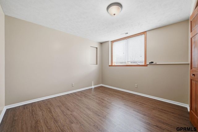 2830 Crown Pointe Road, Lincoln, NE 68506