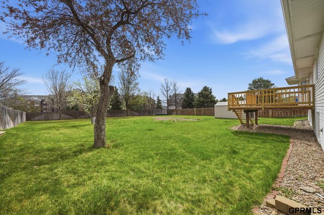 2830 Crown Pointe Road, Lincoln, NE 68506