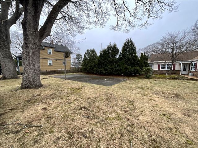 73 Byron Boulevard, Warwick, RI 02888