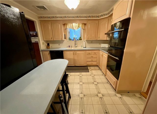 73 Byron Boulevard, Warwick, RI 02888