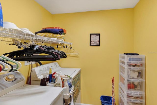 400 VIVAR, North Port, FL 34287