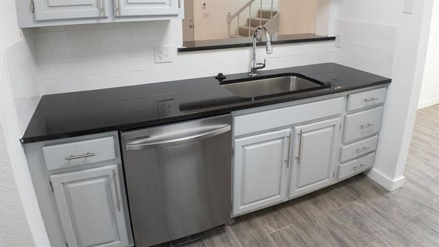 14411 N Pennsylvania Avenue 10H, Oklahoma City, OK 73134